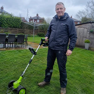 David R. using a RYDA product